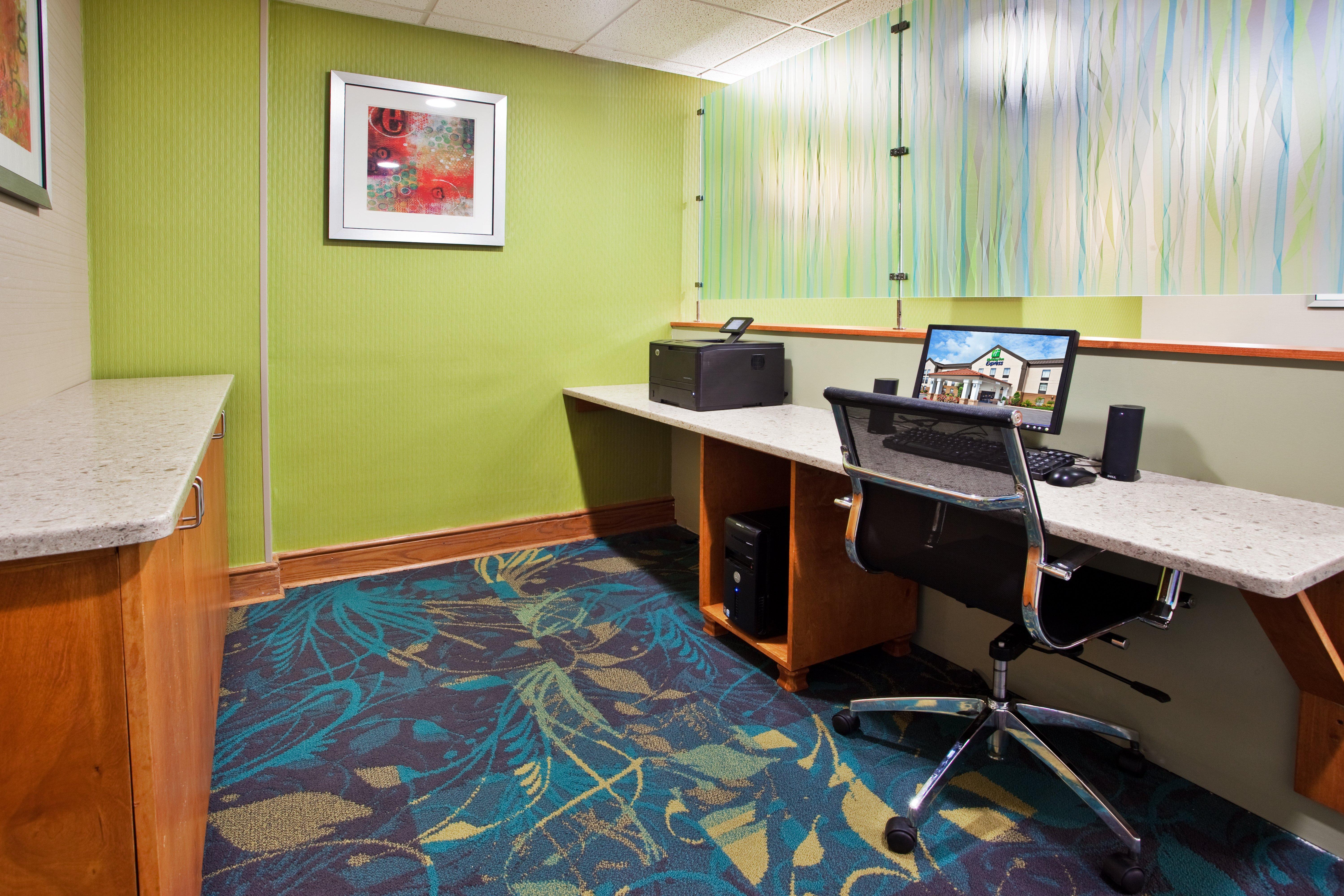 Holiday Inn Express Hotel & Suites Kimball, An Ihg Hotel Екстериор снимка
