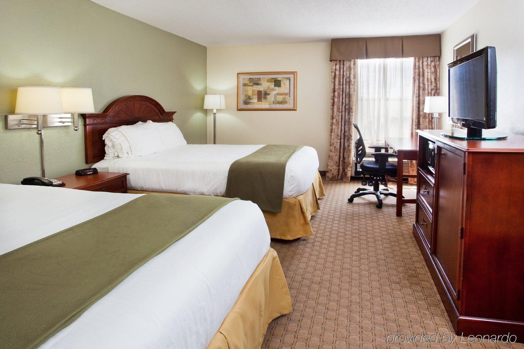 Holiday Inn Express Hotel & Suites Kimball, An Ihg Hotel Екстериор снимка