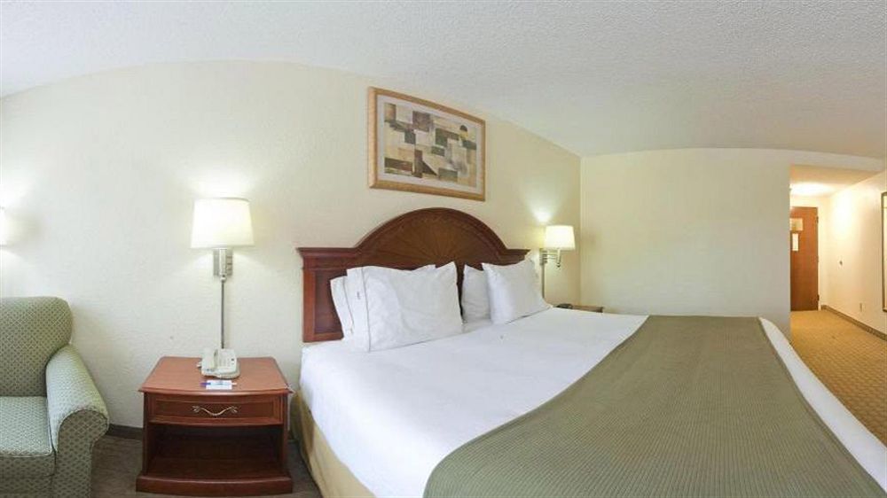 Holiday Inn Express Hotel & Suites Kimball, An Ihg Hotel Екстериор снимка