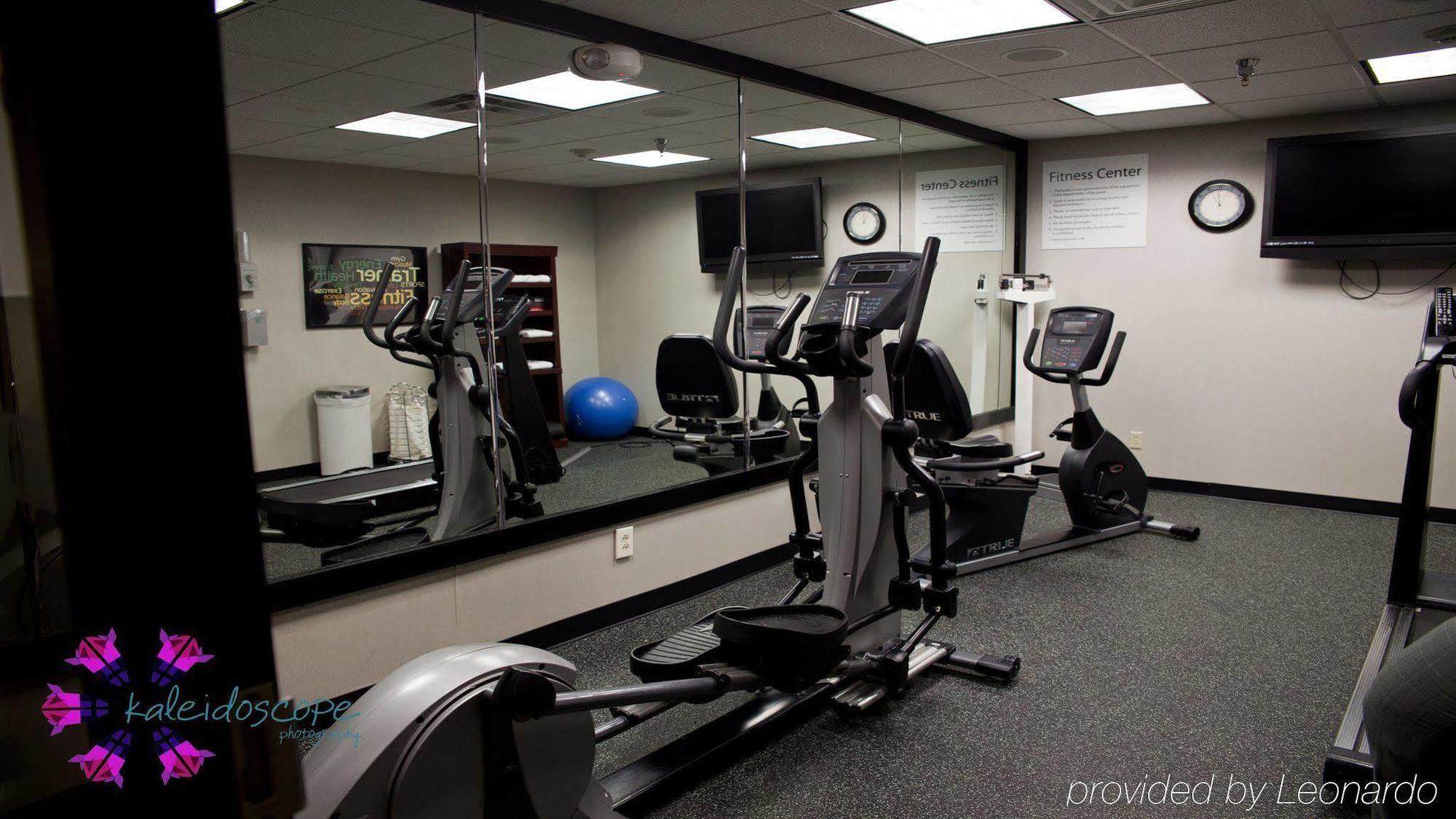 Holiday Inn Express Hotel & Suites Kimball, An Ihg Hotel Екстериор снимка