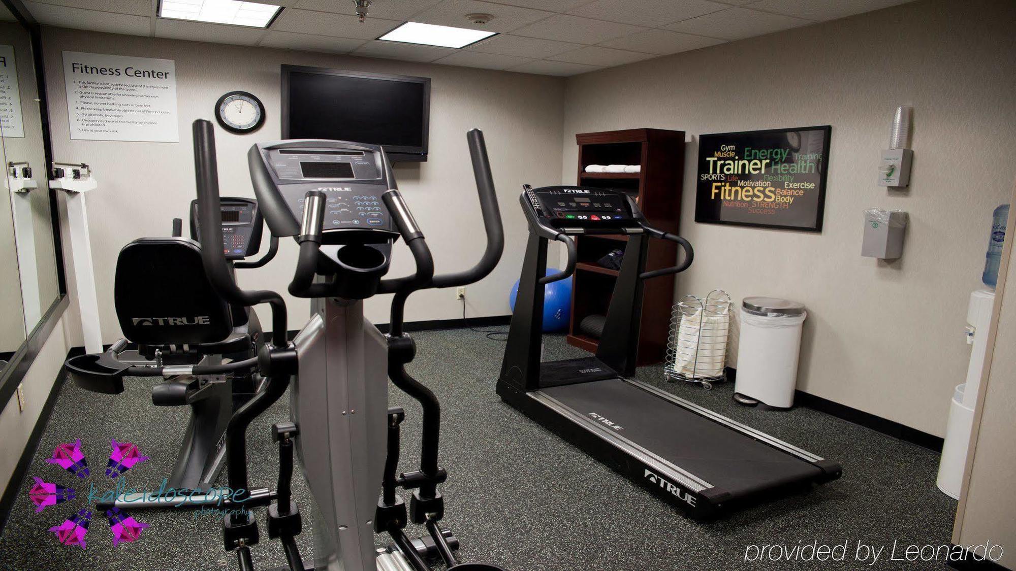 Holiday Inn Express Hotel & Suites Kimball, An Ihg Hotel Екстериор снимка