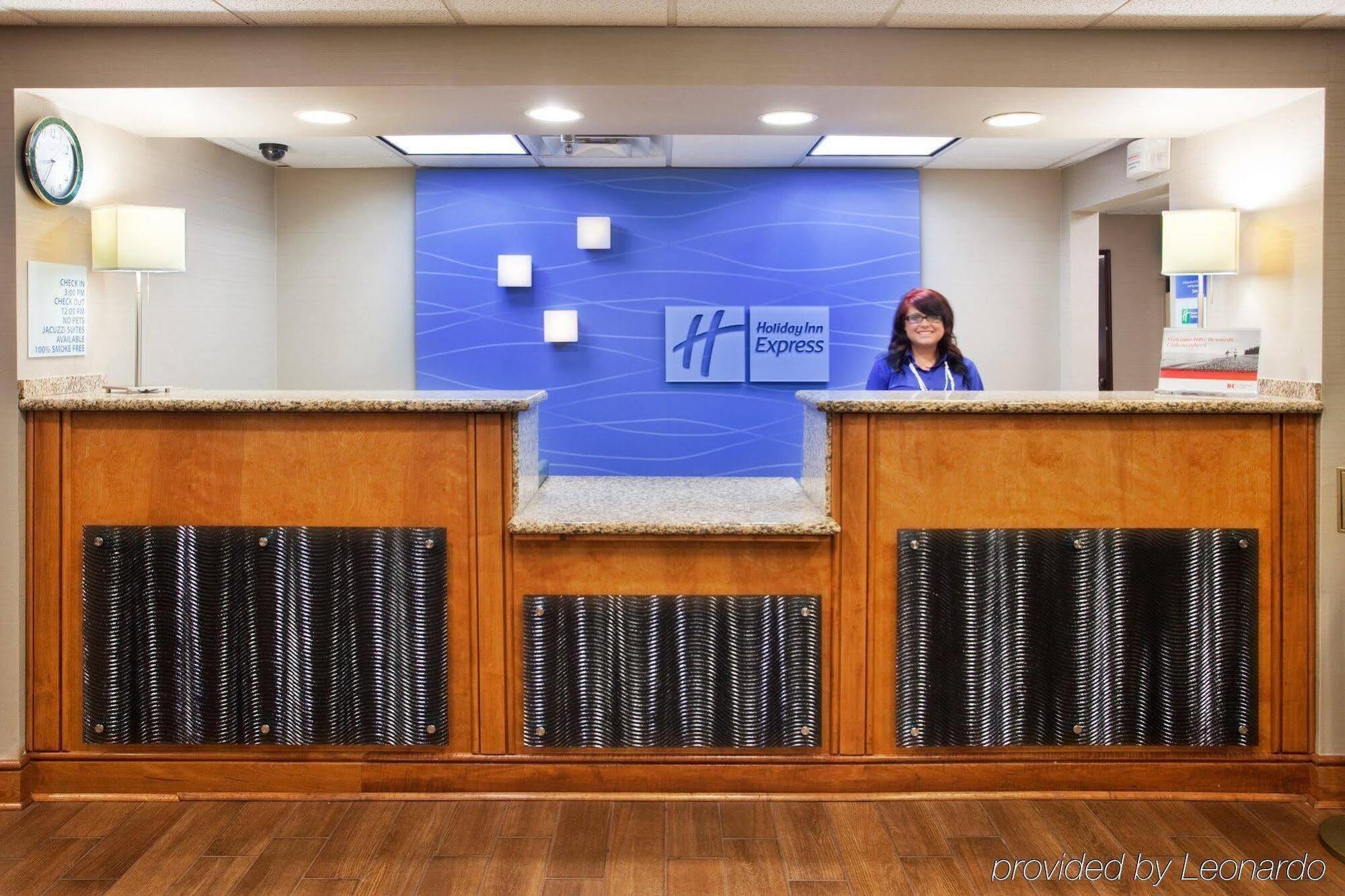 Holiday Inn Express Hotel & Suites Kimball, An Ihg Hotel Екстериор снимка